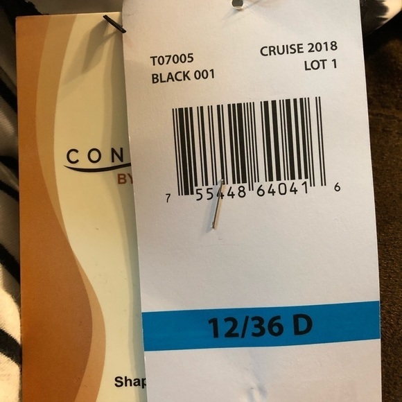 COCO Reef Underwire Slimming One-Piece Swimsuit - Picture 4 of 6